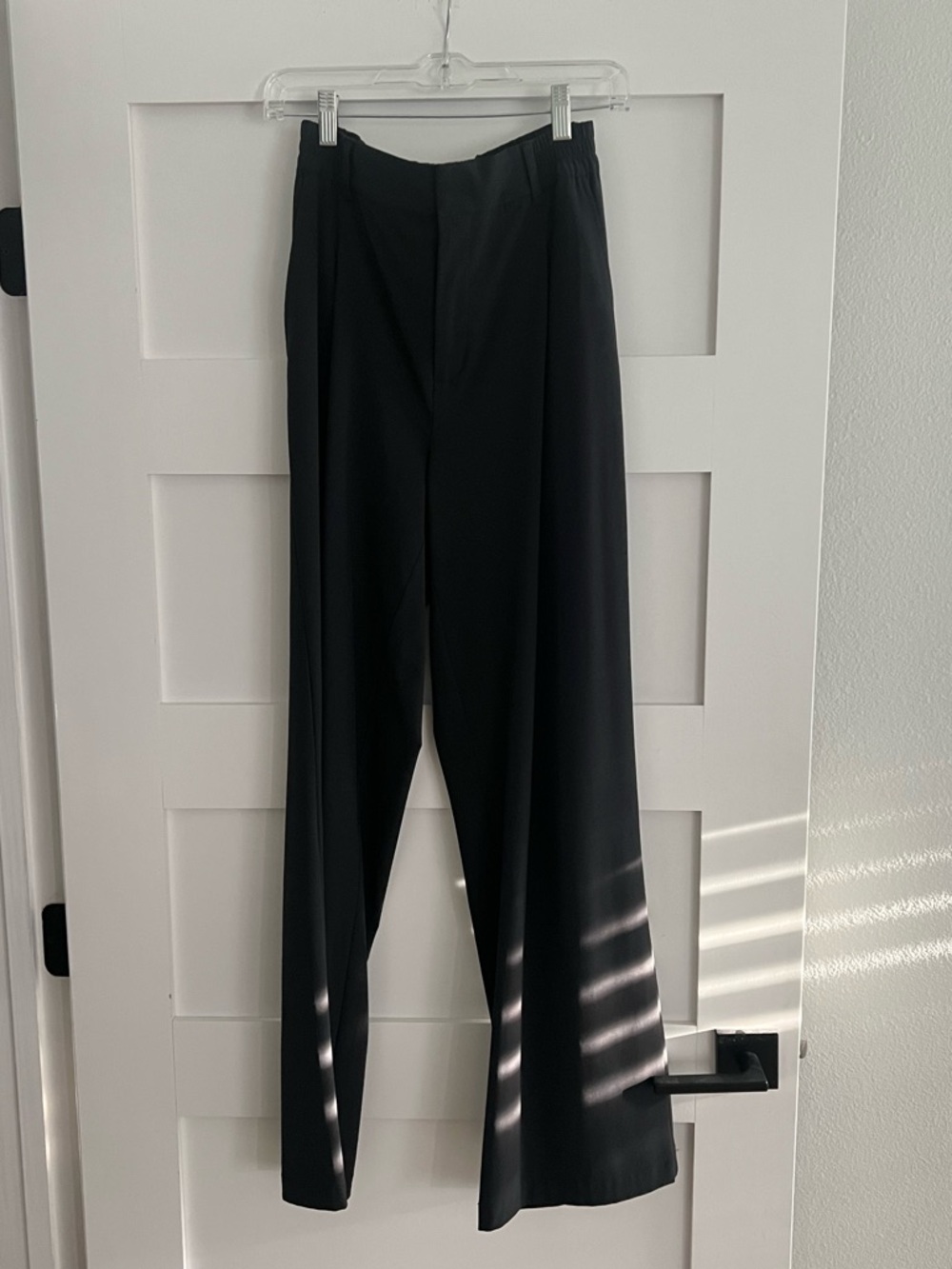 Alo Pursuit Trouser Pant - Picture 3 of 5